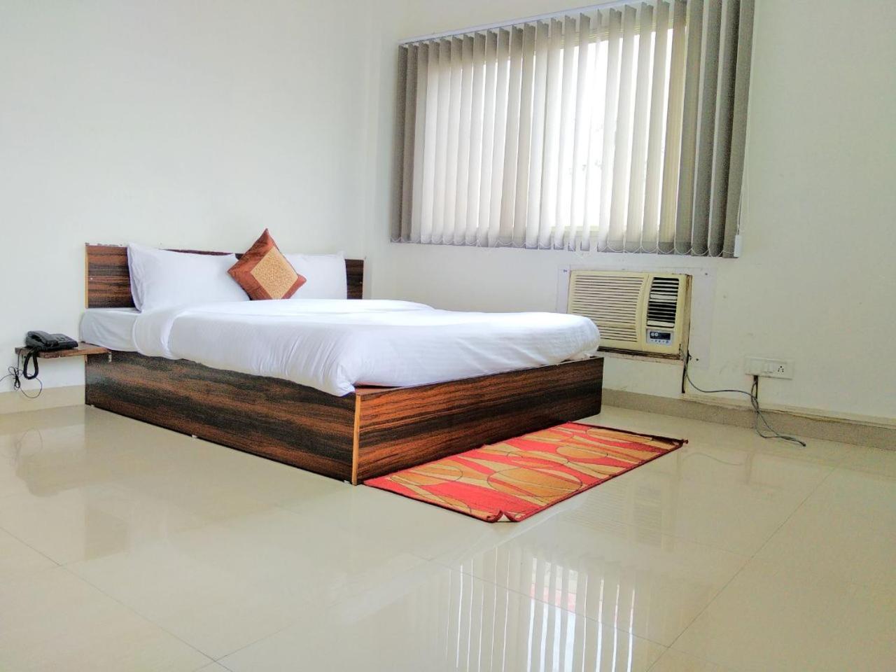 The Radiance Suites And Apartment نيودلهي المظهر الخارجي الصورة