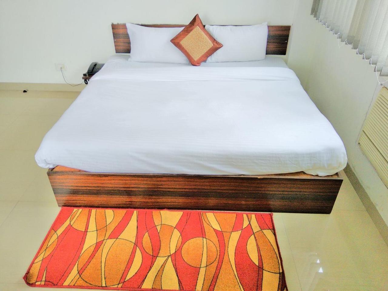 The Radiance Suites And Apartment نيودلهي المظهر الخارجي الصورة